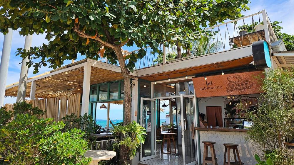 Fat Submarine Café and Restaurant