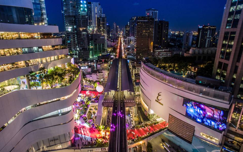 แบงค็อก เคาท์ดาวน์ แอท เอ็มควอเทียร์ – ดิ เอ็มโพเรียม (Bangkok Countdown EmDistrict)