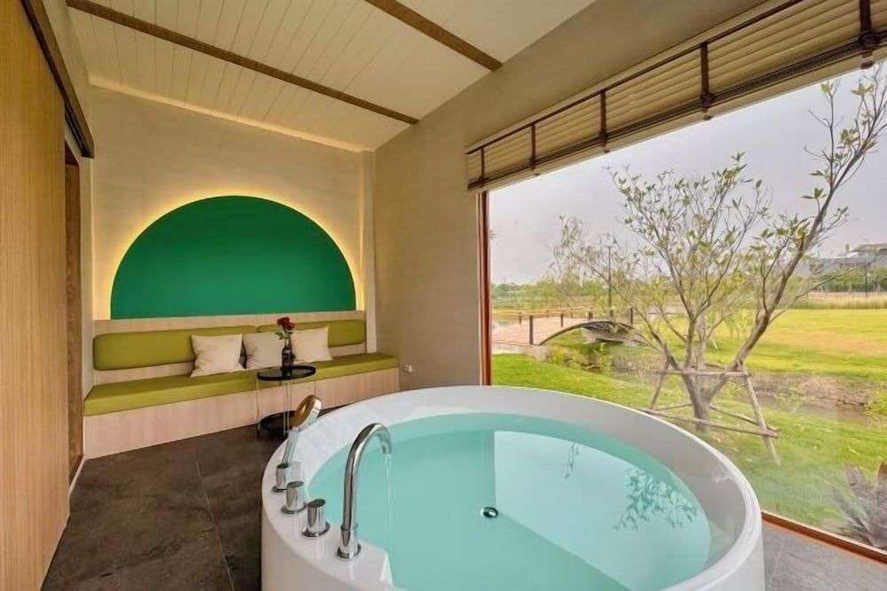 Isaree Natural Resort