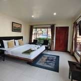 บ้านเคียงฟ้ารีสอร์ท ช่องเม็ก