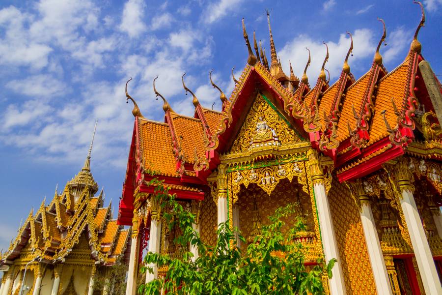 พระอุโบสถอัฏฐมุขทรงไทย 