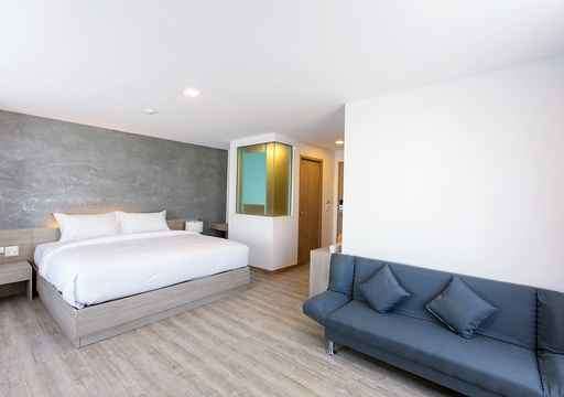 B2 Nakhonsawan Premier Hotel
