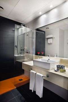 Hotel Chamartin The One