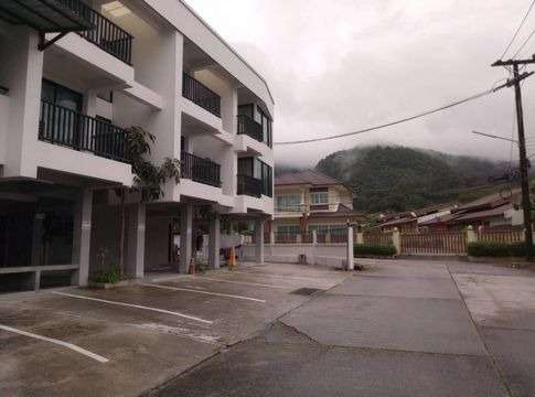 Pinthira Resort