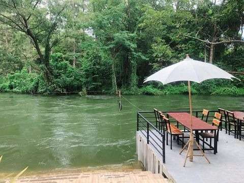 Baan Poompruk Resort