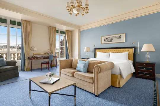 โรงแรมแชงกรี-ลา ปารีส (Shangri-La Paris)