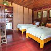 สวนป่าเขาล้อม โฮมสเตย์ (Suan Pa Khao Lom Homestay)