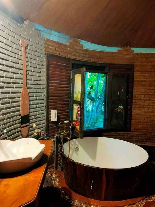 Kaengkrachan Boathouse Paradise Resort 