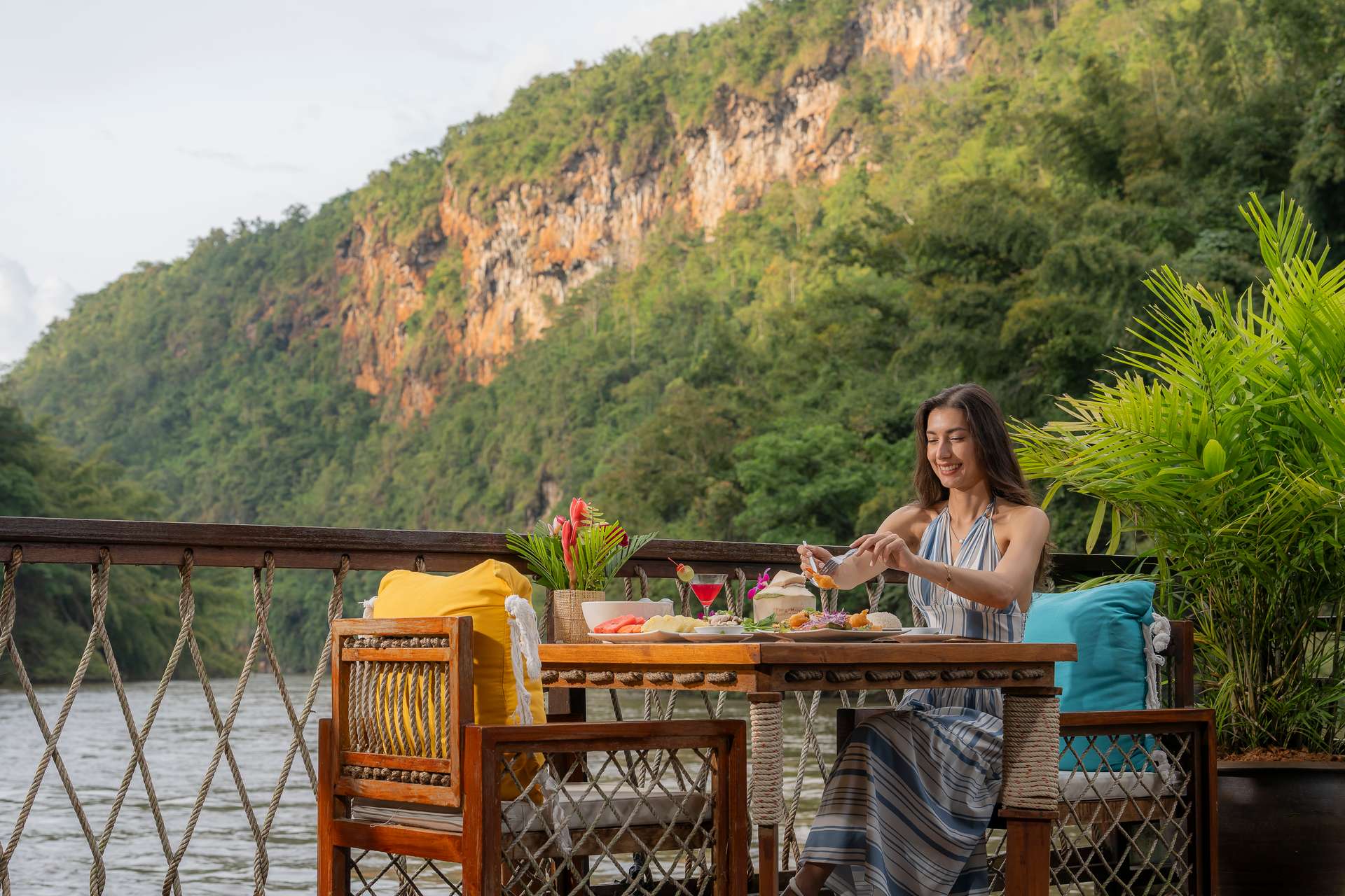 The FloatHouse River Kwai