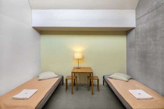 Lausanne Youth Hostel Jeunotel 