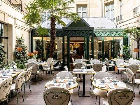 โซฟิเทล ปารีส เลอ โฟบูร์ก (Sofitel Paris Le Faubourg)