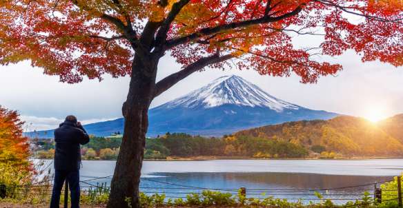 Mount Fuji Hike 2026: Trails, Fees, and What to Know Before You Climb, Traveloka Team