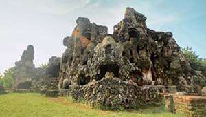 Tiket kereta api ke Cirebon