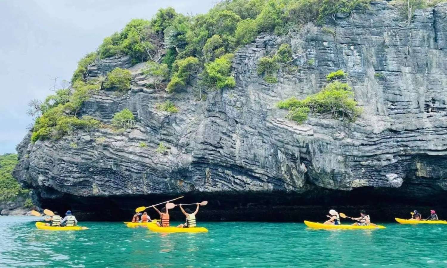 chơi gì ở Surat Thani 