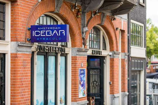 XtraCold Icebar Experience: Skip The Line + 3 free drinks, 687.906 VND