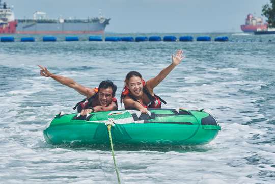 Ola Beach Club Water Activities, Rp 289.850