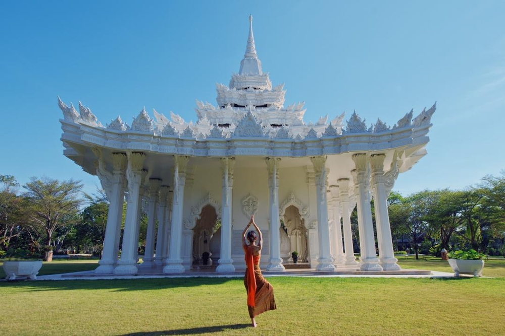 ตรวจสอบเวลาเปิดทำการของเมืองโบราณ (Ancient City) ควรซื้อตั๋วเมืองโบราณ (Ancient City) ล่วงหน้าเพื่อหลีกเลี่ยงการรอคิวยาว
