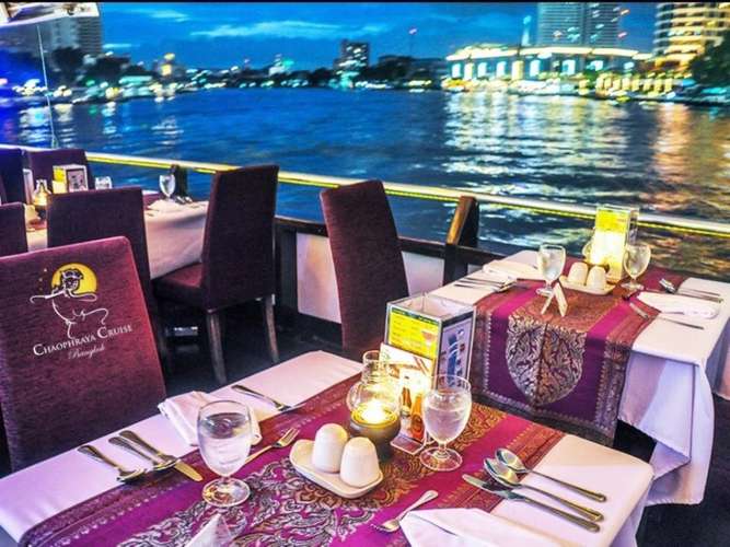 The Chaophraya Cruise - Bangkok River Dinner Cruise 2