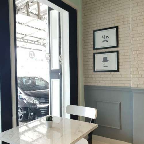 Numa Coffee & Barber's 3