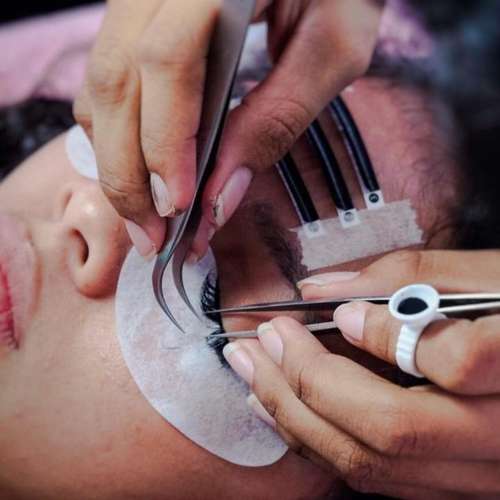 Lashtopia 1
