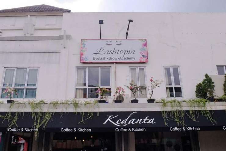 Lashtopia 2