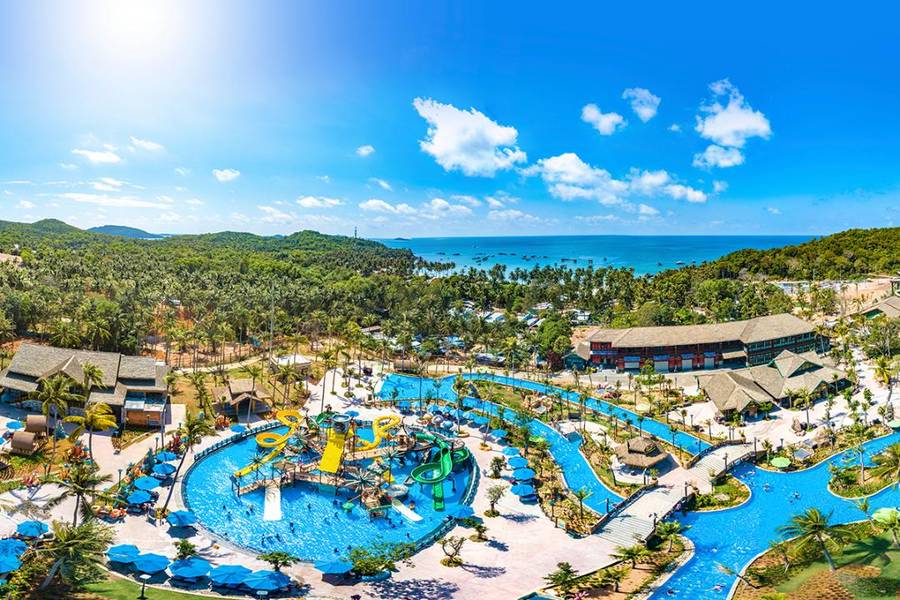 Sun World Hòn Thơm Nature Park là khu vui chơi hiện đại mà du khách không nên bỏ lỡ khi đến Hòn Thơm.