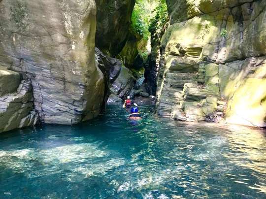 Taitung｜River trekking experience at Sangshu Creek