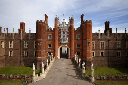 Hampton Court Palace Ticket, Rp 555.638