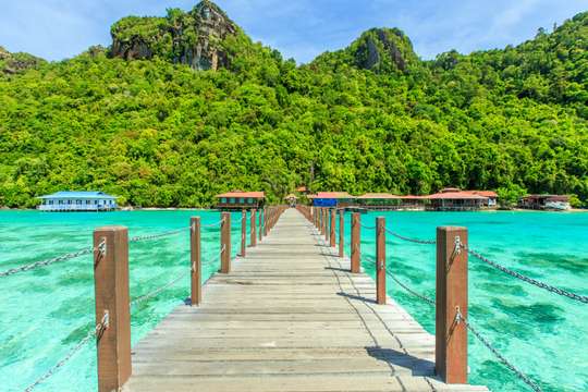 Bohey Dulang Hike with Mantabuan & Sibuan Island Hopping - 7 Hours