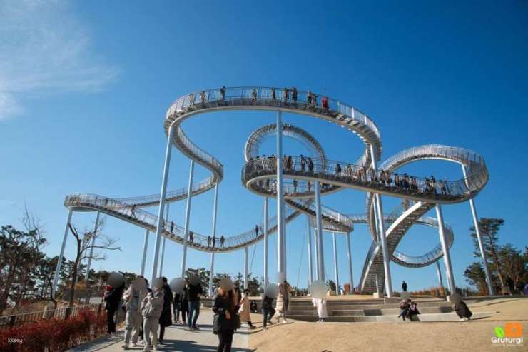 浦項日帰りツアー｜湖水公園周辺の宇宙散歩、九龍浦の日本家屋の道、虎尾岬（釜山発） 2