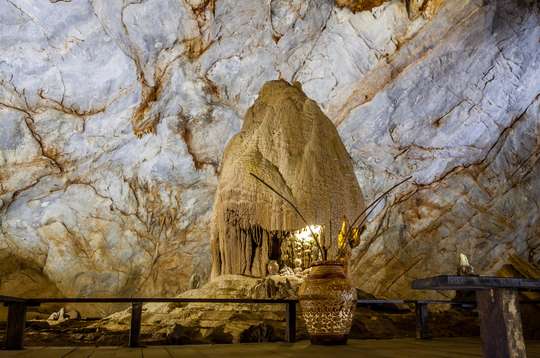 Paradise Cave & Village Charm – A Phong Nha Day Trip