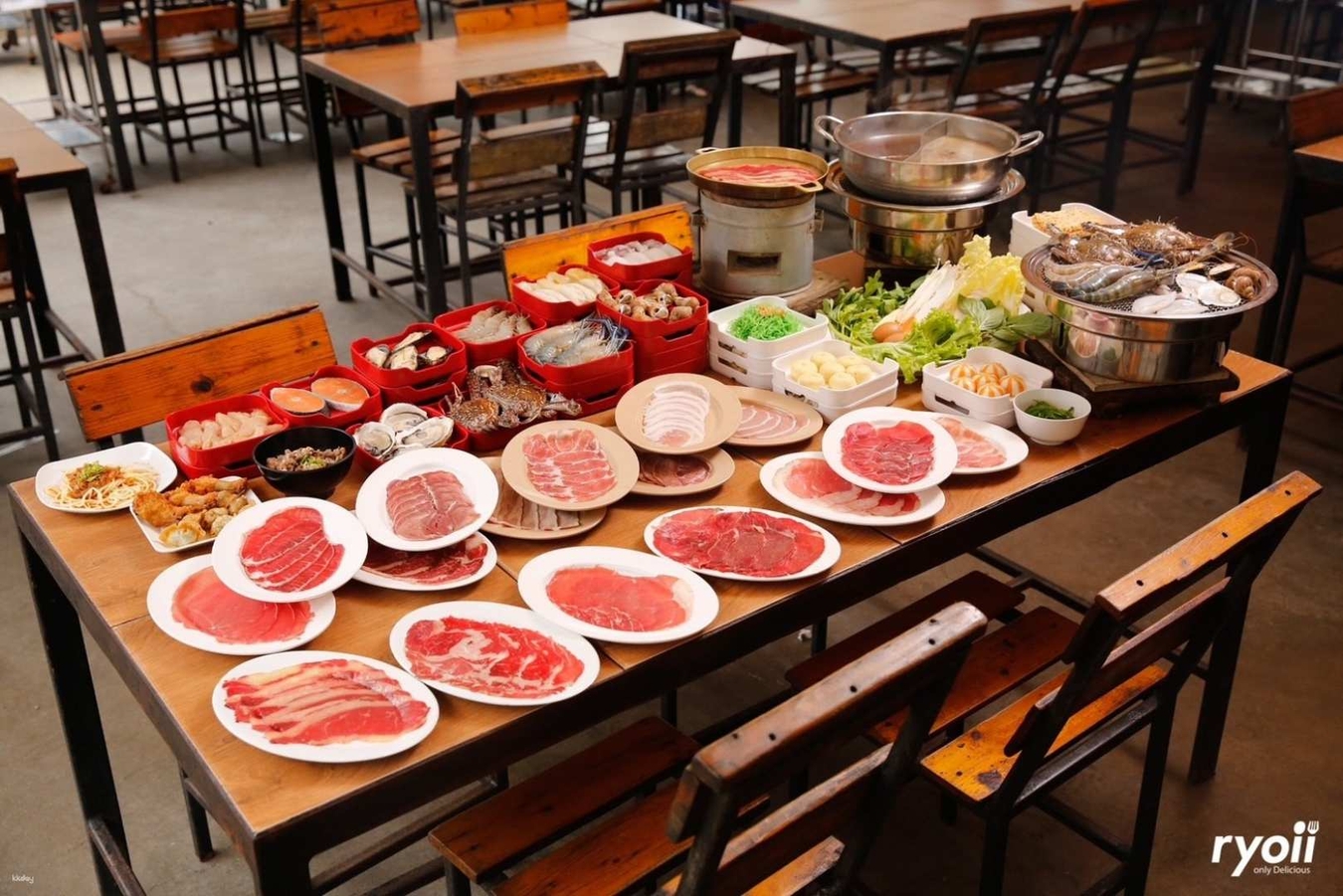 Best Beef Buffet, Sukhumvit 71 Branch, is a popular grill buffet spot in Bangkok for meat lovers