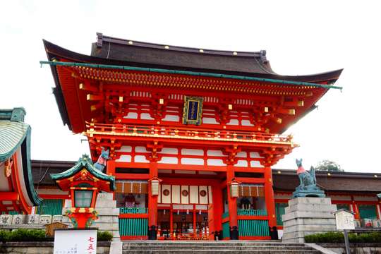 [Osaka/Kyoto Departure] Kinkaku-ji, Arashiyama, Fushimi Inari-taisha & Nara Day Tour (English & Chinese Guide Option), THB 1,786.65