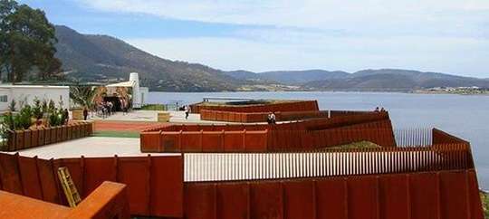 Hobart City Tour with MONA Ferry & Entry