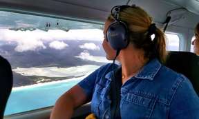Whitsundays and Great Barrier Reef 60 Minute Scenic Flight