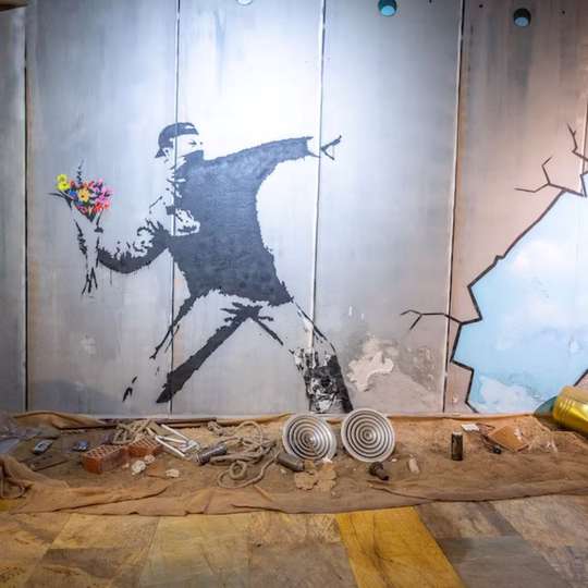 Banksy Museum Barcelona, 325.437 VND