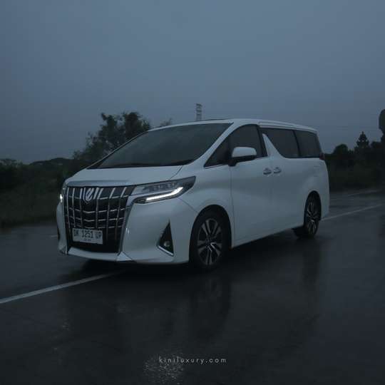 Alphard & Vellfire Rental with Driver in Bali – Now Luxury, RM 387