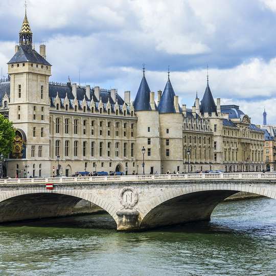 Sainte-Chapelle & Conciergerie: Entry Ticket