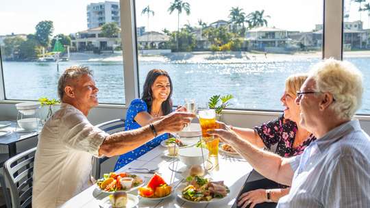 Gold Coast Sea World Cruises Buffet Lunch Cruise departing from Surfers Paradise, Rp 1.303.193