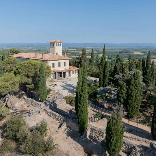 Ensérune Oppidum & Museum Arkeologi: Tiket Masuk