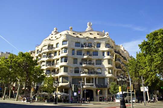 Casa Milà - La Pedrera: Entry Ticket + Audio Guide, 741.126 VND