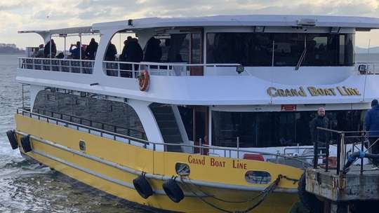 Golden Horn and Bosphorus Sightseeing Cruise with Audio Guide, THB 322.19