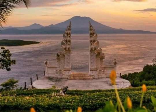Paket Nusa Penida - Lembongan 2 Hari 1 Malam, THB 2,525.20
