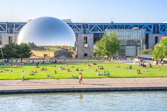Cite des Sciences et de l'Industrie (City of Science and Industry) Museum