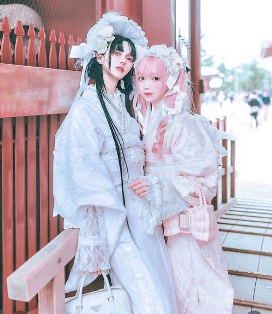 HANAKA: Lace Kimono Rental Plan, S$45