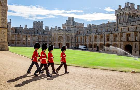 Windsor Castle, Stonehenge and Bath Tour with Lunch in Lacock, THB 6,375.76