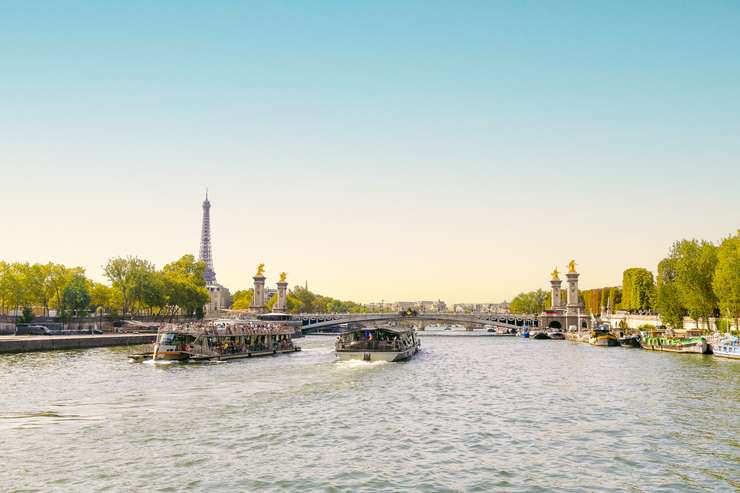 バトー・パリジャン セーヌ川クルーズ（エッフェル塔発着） 2