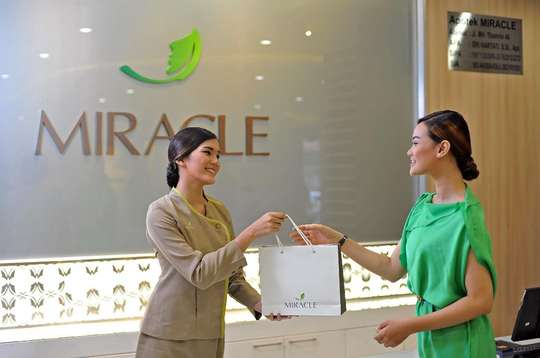 Miracle Clinic Kota Kasablanka, Rp 850.000
