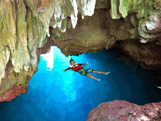 Derawan Maratua Kakaban Sangalaki Tour Package - 3D2N
