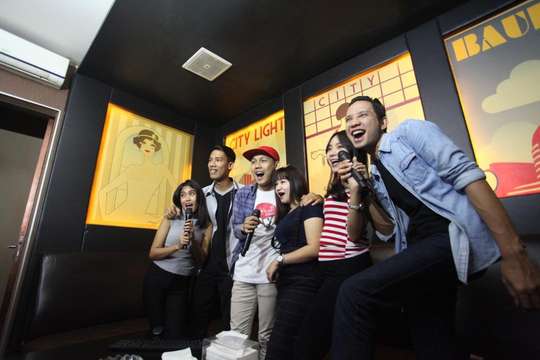 Studio Family Karaoke Ciwalk, THB 278.30